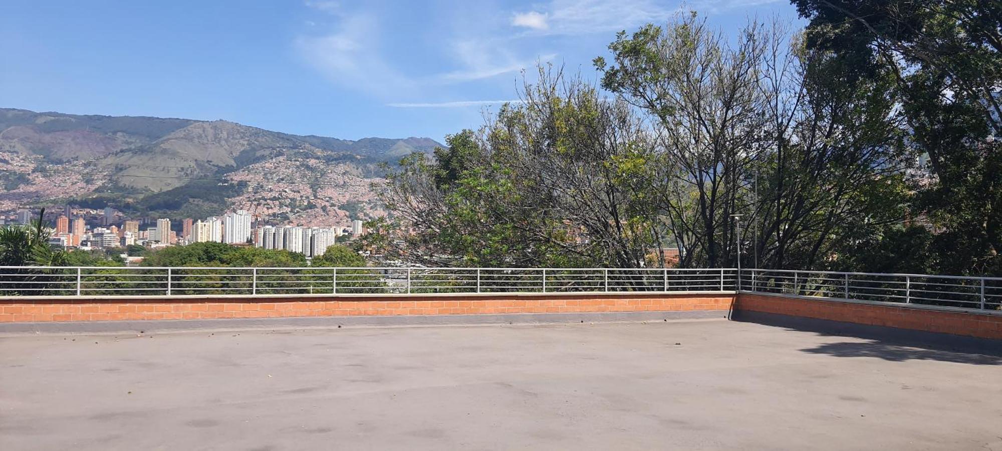 Apartamento Cerca A Plaza Mayor Medellín Exterior foto